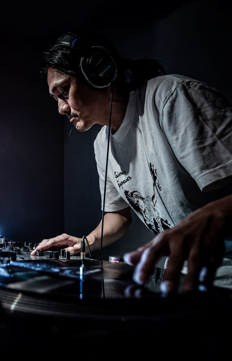 Image of DJ Fulltono